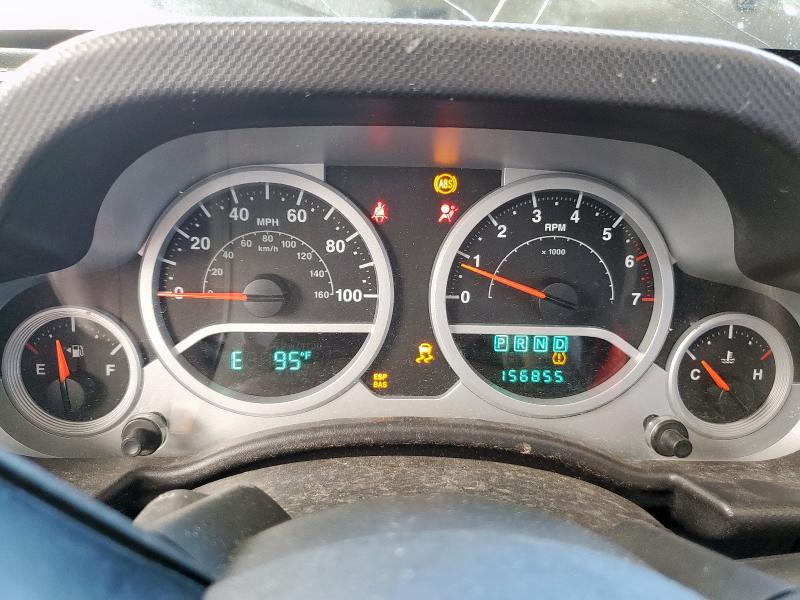 1J4GA59138L573998 - 2008 JEEP WRANGLER U SAHARA BLACK photo 9