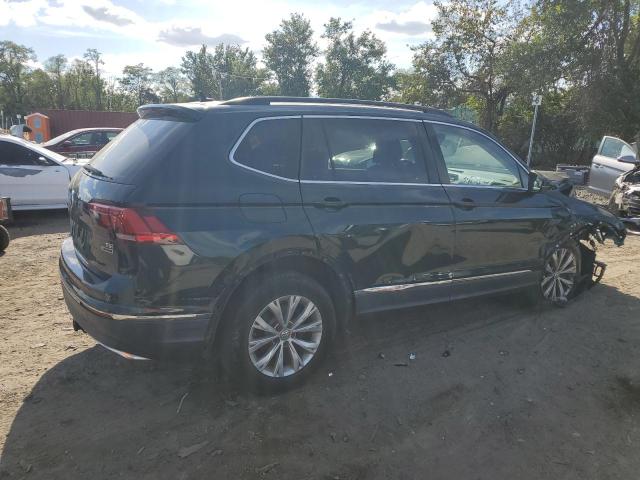 3VV2B7AXXJM055918 - 2018 VOLKSWAGEN TIGUAN SE Зелений фото 3