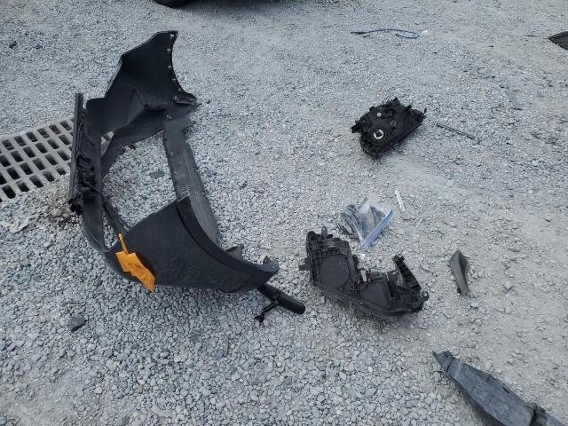 JTMZFREV3JD130587 - 2018 TOYOTA RAV4 LE ნაცრისფერი ფოტო 13