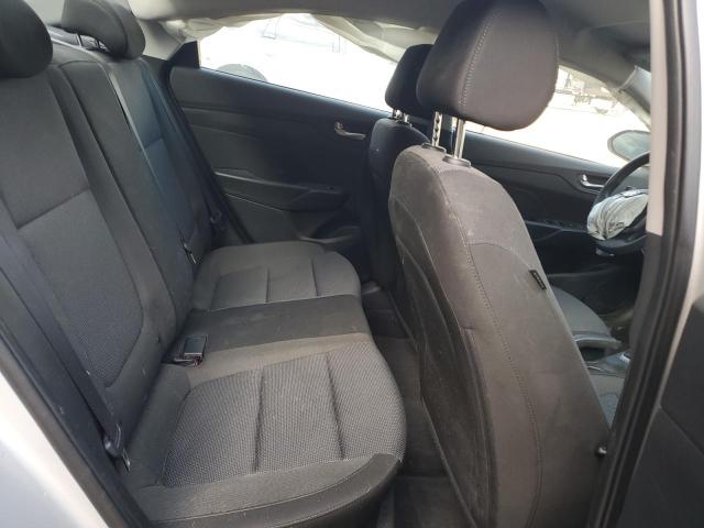 3KPC24A68ME145303 - 2021 HYUNDAI ACCENT SE 银色 照片 10