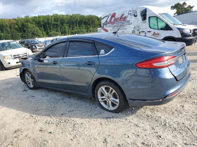 3FA6P0HD7JR222703 - 2018 FORD FUSION SE Blau Foto 2