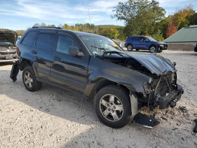 1J4GR48K86C207531 - 2006 JEEP GRAND CHER LAREDO შავი ფოტო 4