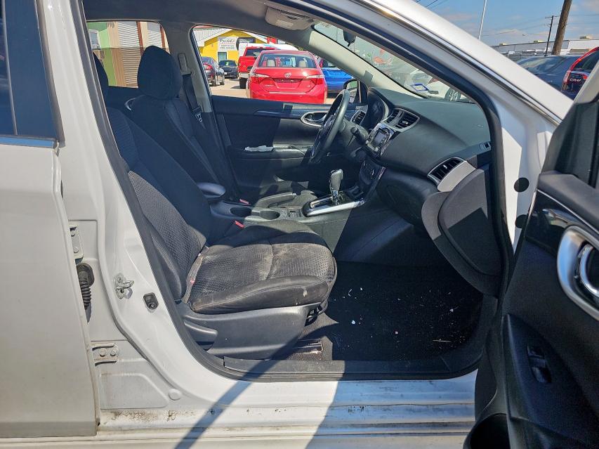 3N1AB7AP2HY220814 - 2017 NISSAN SENTRA S WHITE photo 5