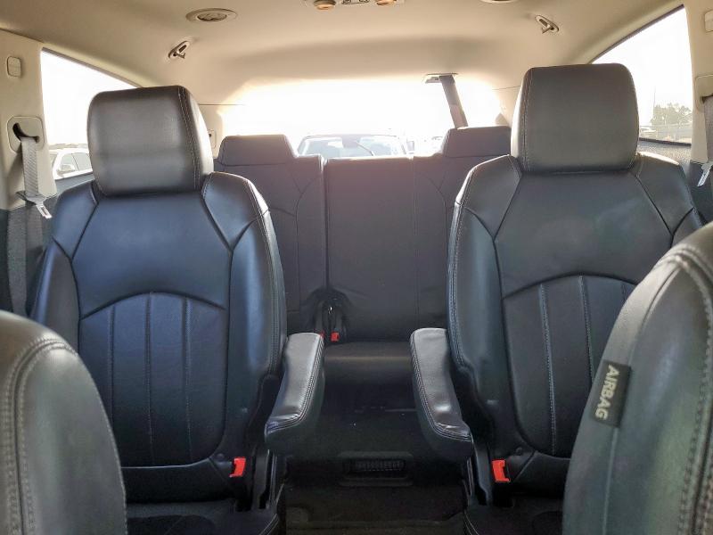 5GAKRCKD2FJ380219 - 2015 BUICK ENCLAVE SILVER photo 10