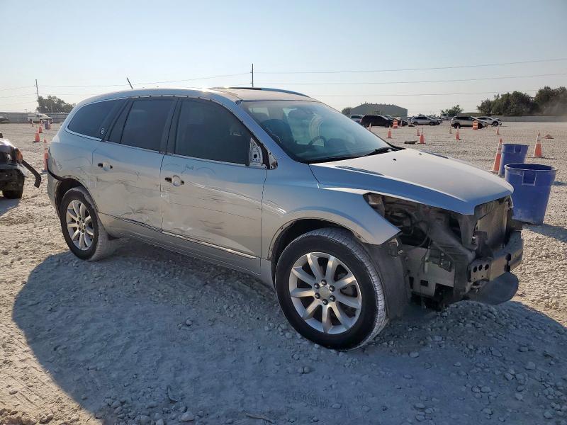 5GAKRCKD2FJ380219 - 2015 BUICK ENCLAVE SILVER photo 4