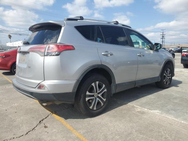 2T3ZFREVXGW246395 - 2016 TOYOTA RAV4 LE Gümüş foto 3