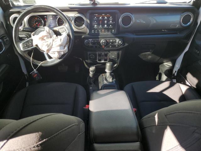 1C4HJXEN8LW175305 - 2020 JEEP WRANGLER U SAHARA WHITE photo 8