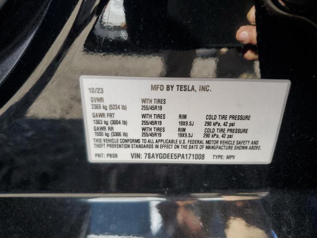 7SAYGDEE5PA171008 - 2023 TESLA MODEL Y Черный фото 13