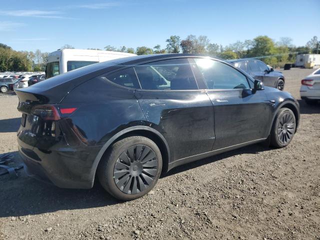 7SAYGDEE5PA171008 - 2023 TESLA MODEL Y Черный фото 3