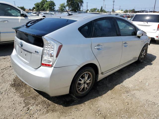 JTDKN3DUXB1459218 - 2011 TOYOTA PRIUS ვერცხლისფერი ფოტო 3