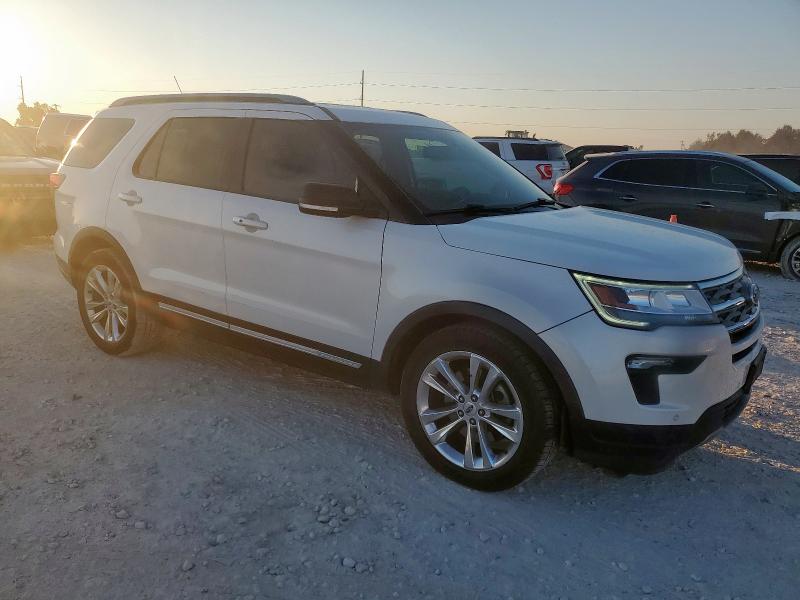 1FM5K7D82JGB88498 - 2018 FORD EXPLORER XLT 白色 照片 4