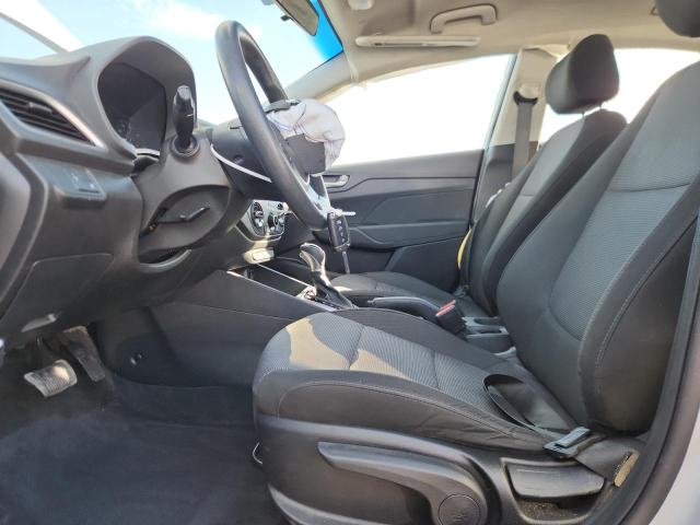 3KPC24A37JE012596 - 2018 HYUNDAI ACCENT SE Gümüş fotoğraf 7