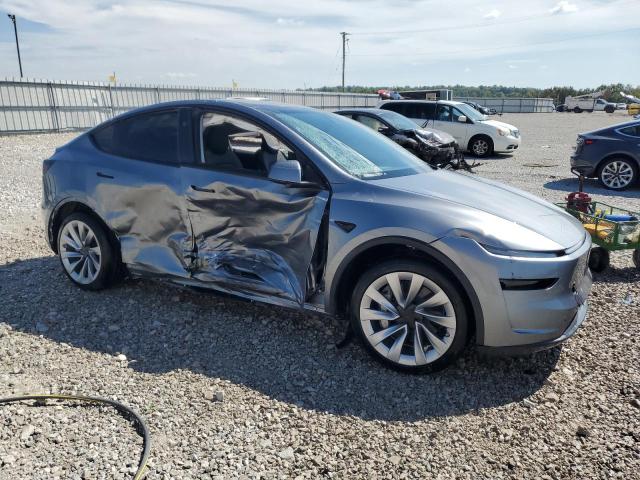 7SAYGDEE4TF351934 - 2026 TESL MODEL Y GRAY photo 4