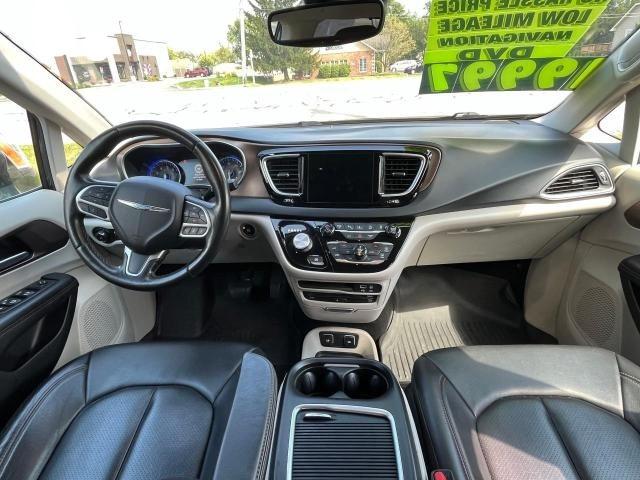 2C4RC1EGXJR106344 - 2018 CHRYSLER PACIFICA TOURING L PLUS CHARCOAL photo 9