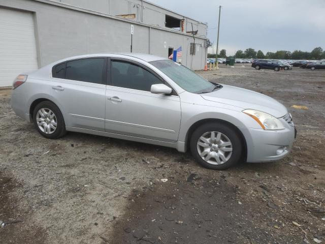 1N4AL2AP0CC171584 - 2012 NISSAN ALTIMA BASE Argent photo 4
