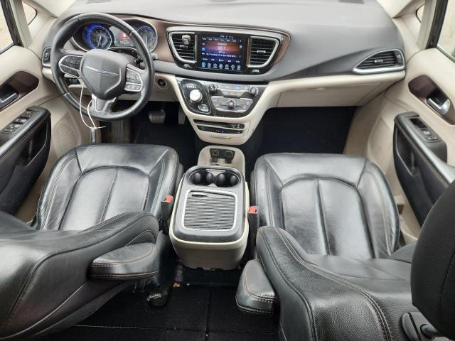 2C4RC1EG6HR634957 - 2017 CHRYSLER PACIFICA TOURING L PLUS BLACK photo 8