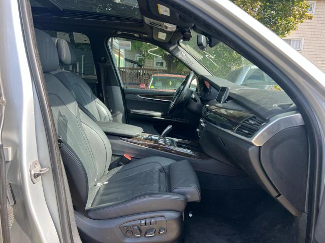 5UXKR0C53H0V50549 - 2017 BMW X5 XDRIVE35I Արծաթագույն լուսանկար 6