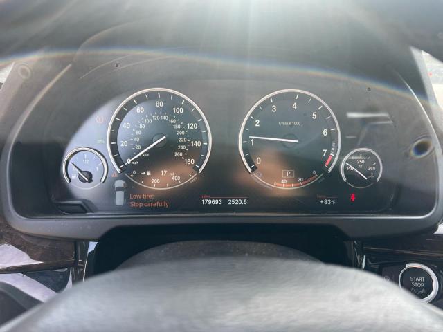 5UXKR0C53H0V50549 - 2017 BMW X5 XDRIVE35I Արծաթագույն լուսանկար 8