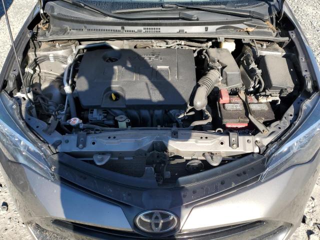 2T1BURHE5KC127188 - 2019 TOYOTA COROLLA L GRAY photo 11