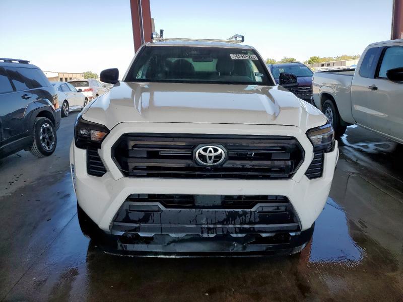 3TYJDAHN2RT005603 - 2024 TOYOTA TACOMA XTRACAB WHITE photo 5