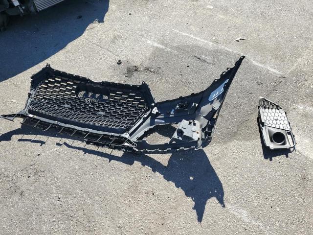 WA1C4AFY7J2218652 - 2018 AUDI SQ5 PRESTIGE BLACK photo 13