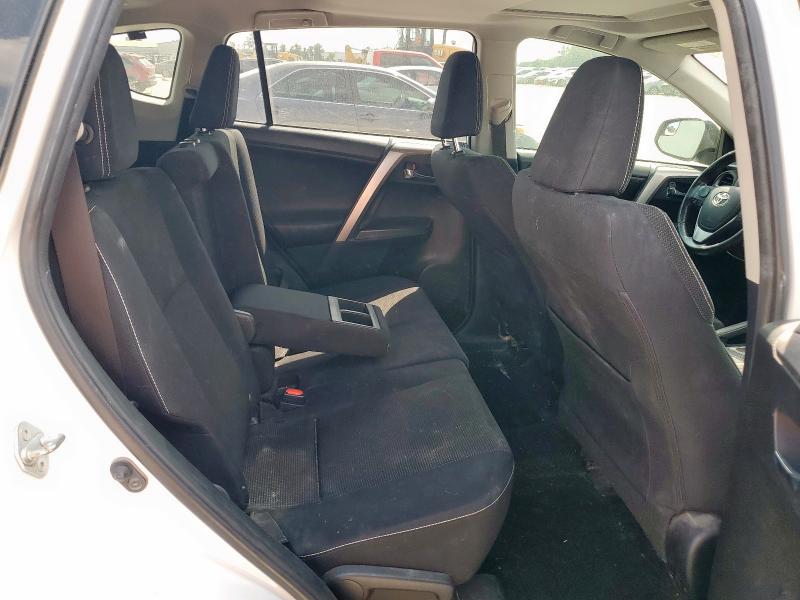 JTMWFREV6HD097372 - 2017 TOYOTA RAV4 XLE Weiß Foto 11