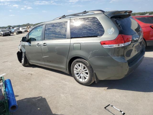 5TDYK3DC8ES484457 - 2014 TOYOTA SIENNA XLE GREEN photo 2