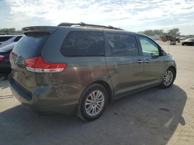5TDYK3DC8ES484457 - 2014 TOYOTA SIENNA XLE GREEN photo 3