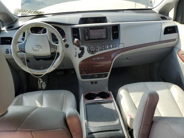 5TDYK3DC8ES484457 - 2014 TOYOTA SIENNA XLE GREEN photo 8