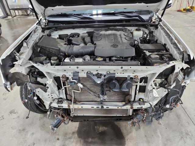 JTEBU5JR8F5234210 - 2015 TOYOTA 4RUNNER SR5/SR5 PREMIUM Weiß Foto 12