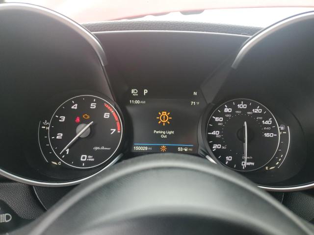 ZARFAEBN8J7566158 - 2018 ALFA ROMEO GIULIA 红色 照片 9