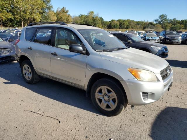JTMBF4DV5A5026442 - 2010 TOYOTA RAV4 银色 照片 4