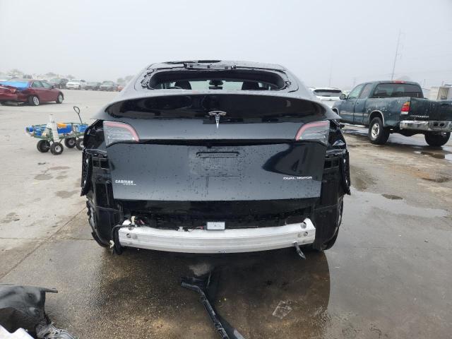 7SAYGDEE9SF305918 - 2025 TESLA MODEL Y Czarny zdjęcie 6
