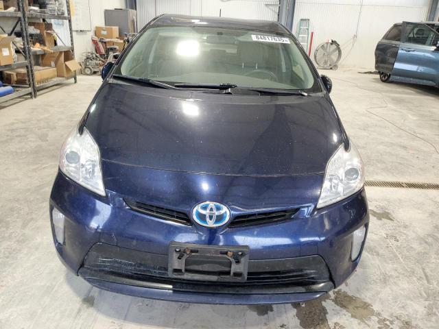 JTDKN3DU0F0405616 - 2015 TOYOTA PRIUS BLUE photo 5