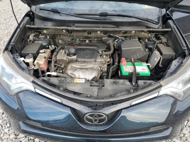 JTMBFREV7JJ733822 - 2018 TOYOTA RAV4 LE Mavi foto 12