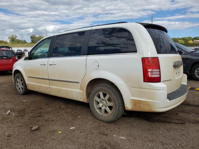 2A4RR5D16AR460441 - 2010 CHRYSLER TOWN & COU TOURING Beyaz fotoğraf 2