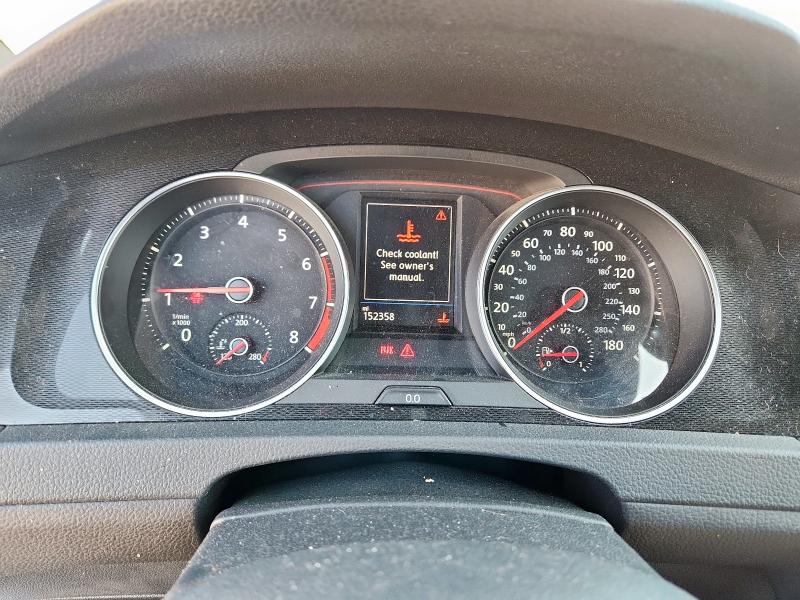 3VW4T7AU2FM010387 - 2015 VOLKSWAGEN GTI SILVER photo 9