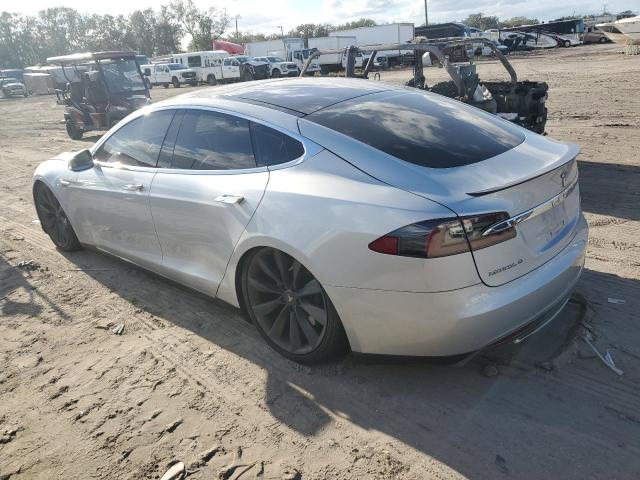 5YJSA1DP7DFP17795 - 2013 TESLA MODEL S SILVER photo 2