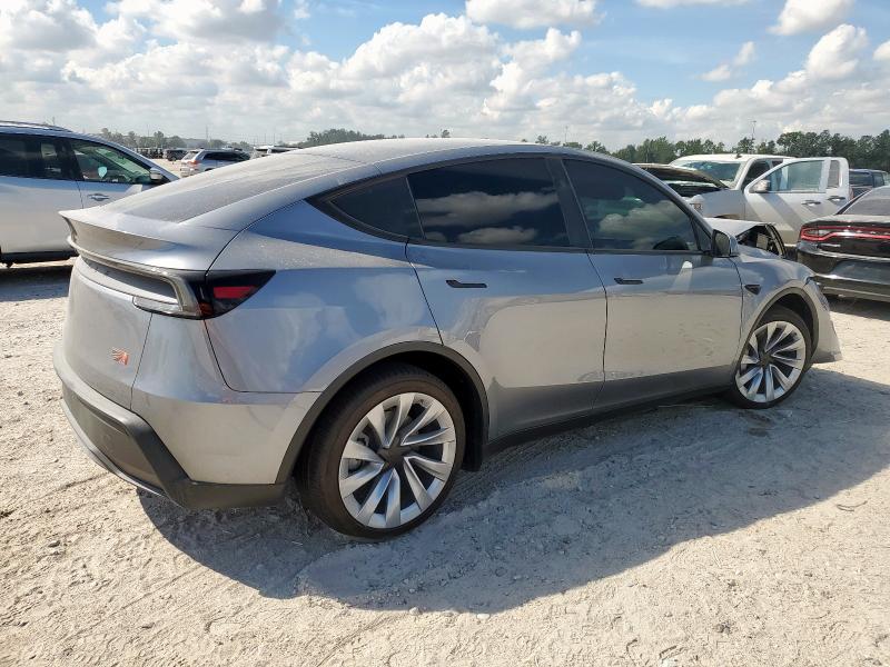 7SAYGDEE0TA383390 - 2026 TESLA MODEL Y GRAY photo 3