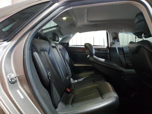 3LN6L2LU4GR601977 - 2016 LINCOLN MKZ HYBRID 银色 照片 10