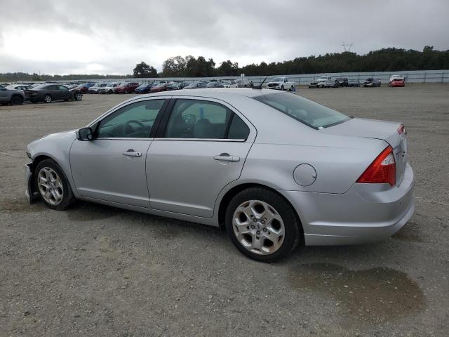 3FAHP0HA8AR327930 - 2010 FORD FUSION SE SILVER photo 2