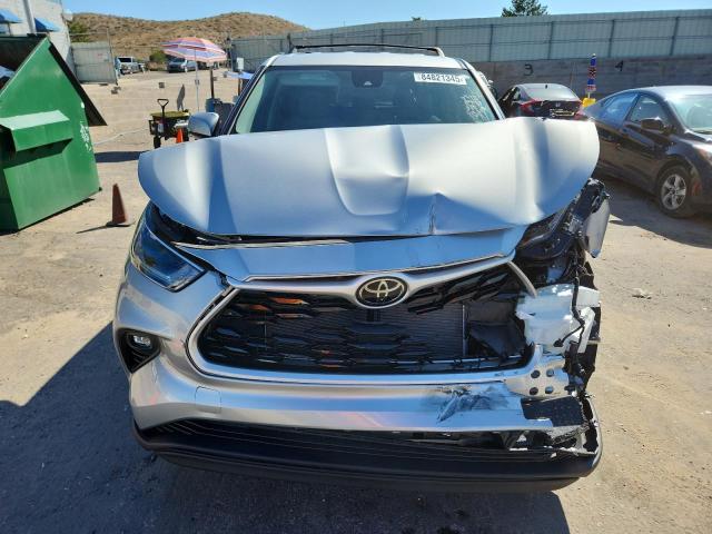 5TDBZRBH7MS550675 - 2021 TOYOTA HIGHLANDER L 银色 照片 5