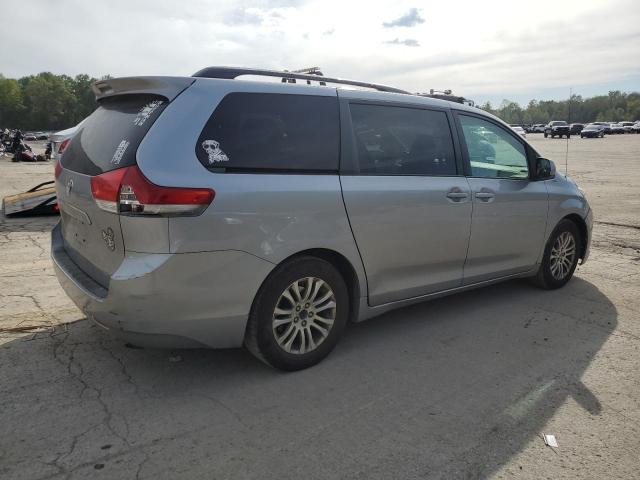 5TDYK3DC4BS071771 - 2011 TOYOTA SIENNA XLE 蓝色 照片 3