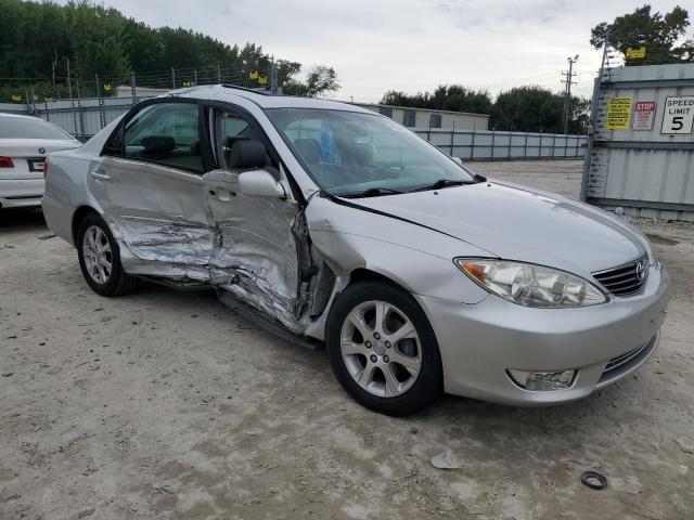 4T1BE30K16U729862 - 2006 TOYOTA CAMRY LE SILVER photo 4
