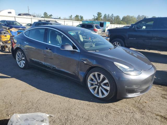 5YJ3E1EB6JF076999 - 2018 TESLA MODEL 3 Сірий фото 4