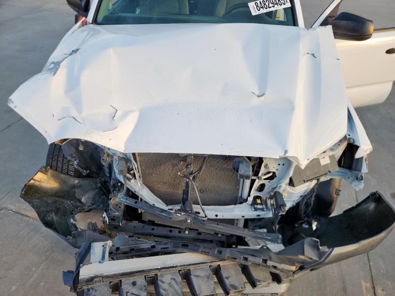 5TFRX5GN3HX079894 - 2017 TOYOTA TACOMA ACCESS CAB Biały zdjęcie 11