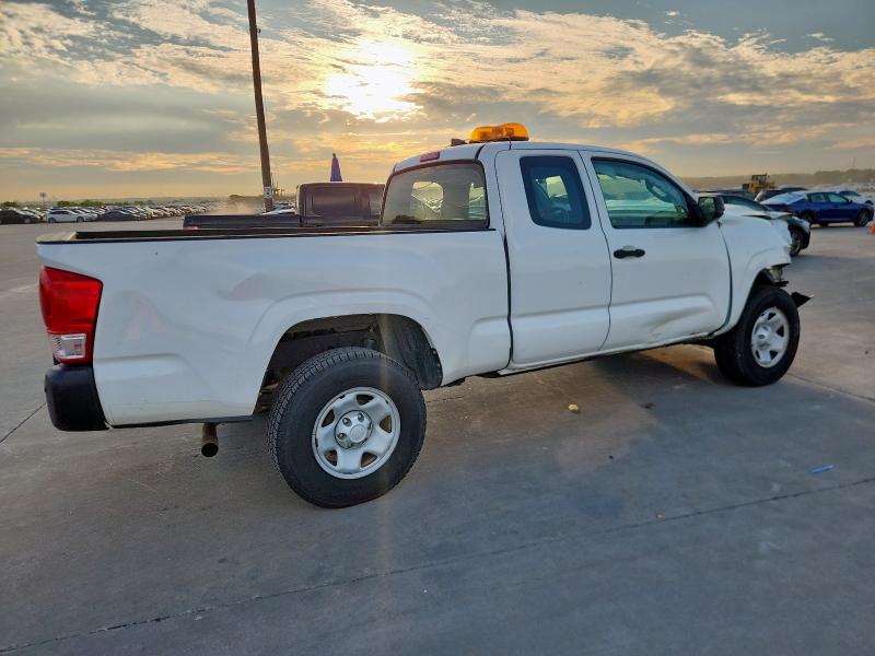 5TFRX5GN3HX079894 - 2017 TOYOTA TACOMA ACCESS CAB Biały zdjęcie 3