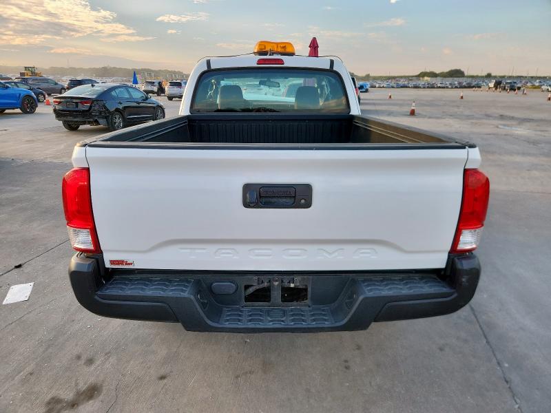 5TFRX5GN3HX079894 - 2017 TOYOTA TACOMA ACCESS CAB Biały zdjęcie 6