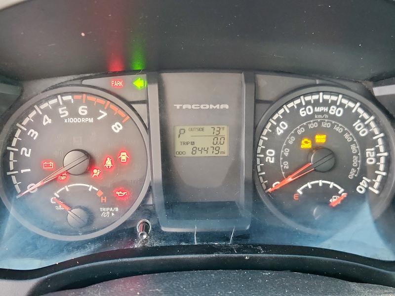 5TFRX5GN3HX079894 - 2017 TOYOTA TACOMA ACCESS CAB Biały zdjęcie 9