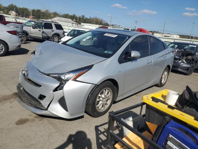2017 TOYOTA PRIUS, 